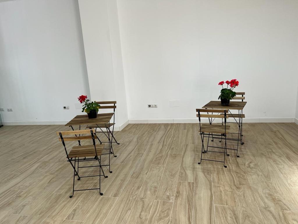 Castro Suites Osuna Extérieur photo